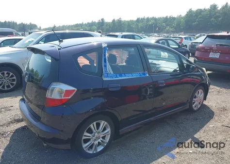 2010 Honda Fit Sport из США, поврежденный, VIN JHMGE8H60AC032646
